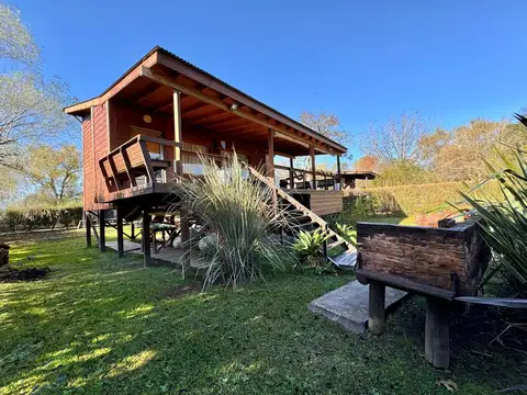 Casa 4 ambientes con 2 baños