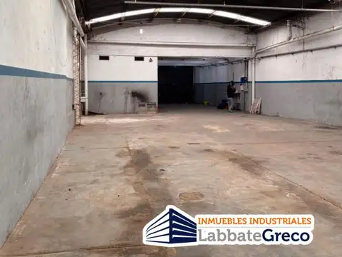 Galpon en Alquiler 40  mts Fondo