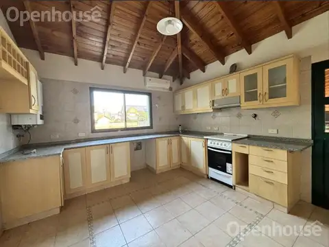 Venta Casa en La Delfina - APTO CRÉDITO - CON RENTA
