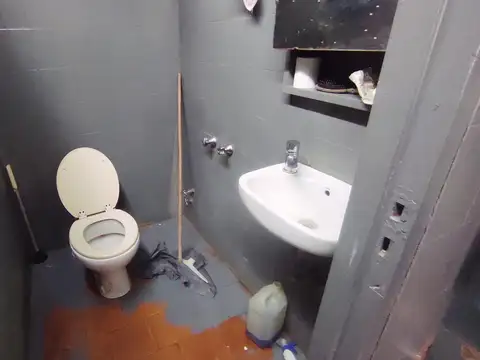 Local en Venta en Recoleta, USD 215.000