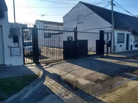 529 y 16. PH con Cochera en complejo cerrado