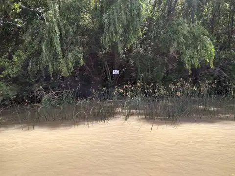 Casa en Venta en Delta del Tigre, USD 260.000