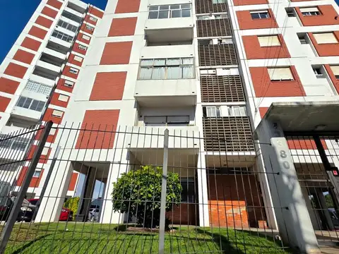 Departamento 3 ambientes al frente con balcón — San José, Mar del Plata