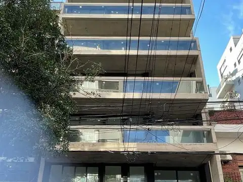 Loyola entre Julian Alvarez y Lavalleja 1º