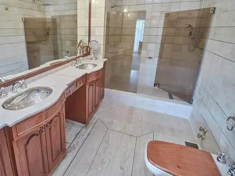 Departamento en Venta con 2 cocheras