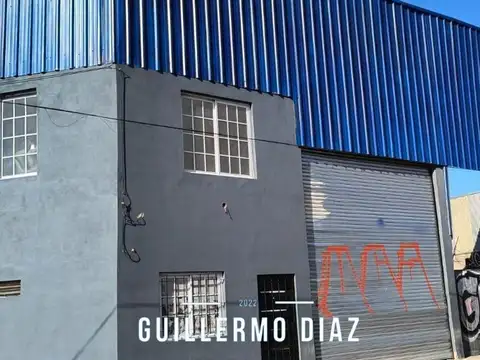 Galpón en  Alquiler en Moreno