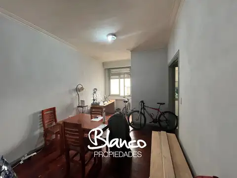 Avenida Caseros 2300 -