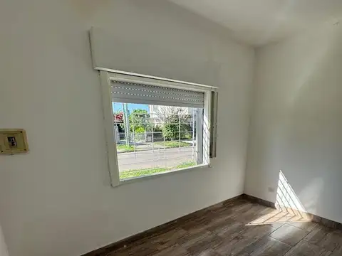 Depto Tipo Casa en Alquiler de 2 dormitorios