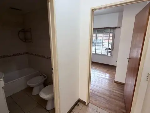 Depto Tipo Casa en Alquiler de 1 dormitorio