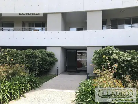 Departamento en Venta en Condominio Civis, USD 175.000