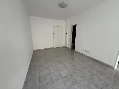 Departamento en Alquiler en Boca, $ 500.000