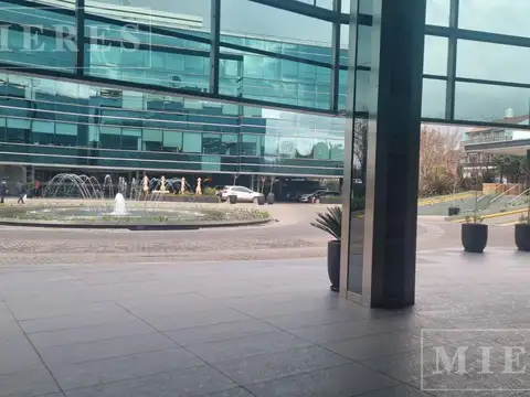 Colectora Panamericana al 1800 - 1000 mts2 -  Edif Lumina Thames