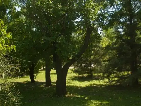 Casa 8 ambientes con 3 baños