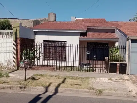 PH EN RAMOS MEJIA 3 AMBIENTES , EXCELENTE ESTADO CON PARRILLA