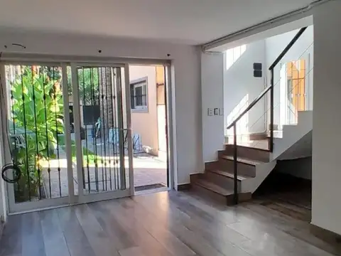 Alquiler PH 2 amb. Boulogne entrada independiente