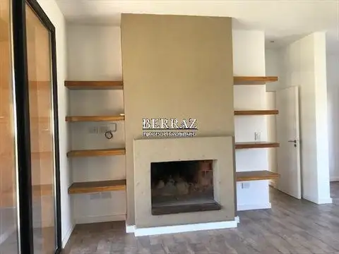 Casa en Venta en Manzanares Chico, USD 195.000