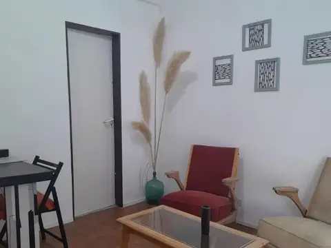 ALQUILER - V. Urquiza - 1 Ambiente divi  - con o sin muebles