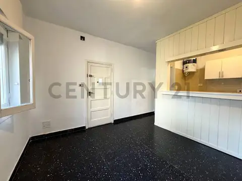 JUAN ESNAOLA 2000, Piso 0