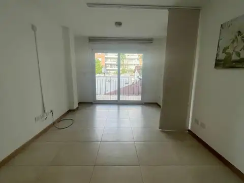 Departamento en Alquiler en Ituzaingo, $ 450.000