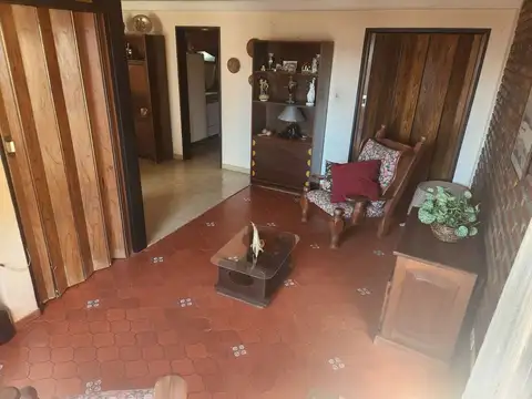 Depto Tipo Casa en Venta en San Antonio De Padua, USD 100.000
