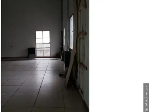 Local en Venta en Villa Primera, USD 198.000