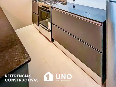 Balcarce y San Juan - Amplio Dpto de 2 Dormitorios. Posibilidad cochera.