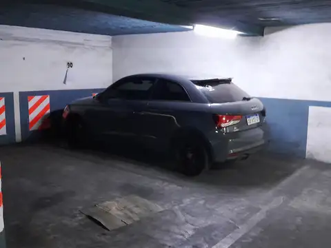 Cochera en venta en Recoleta