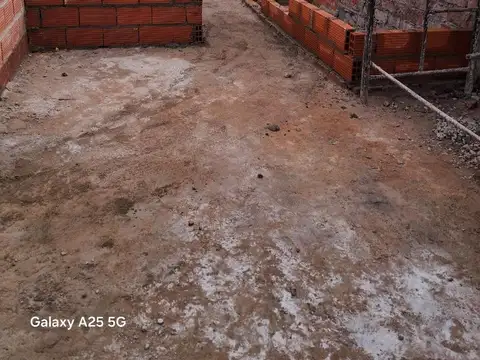 Depto Tipo Casa 4 ambientes con 2 baños