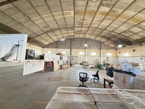 Galpon en Alquiler en Garin, USD 5.000