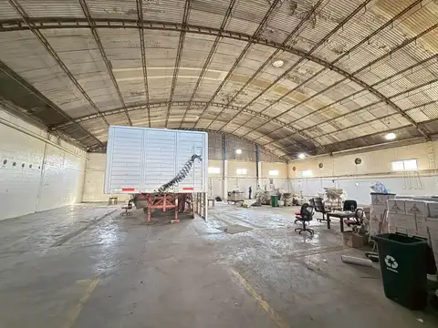 ALQUILER GALPON GARIN 850 METROS PREDIO CERRADO