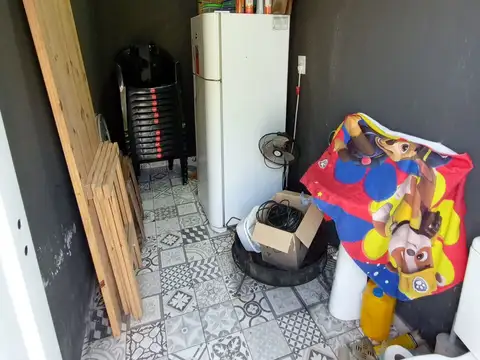 Casa 4 ambientes con 3 baños