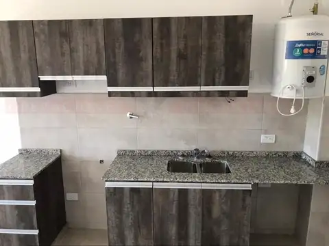 Departamento en Alquiler con 1 cocheras