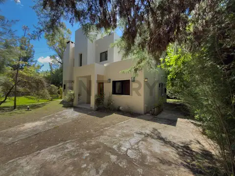 Casa en Venta en Villa Elisa, USD 179.000