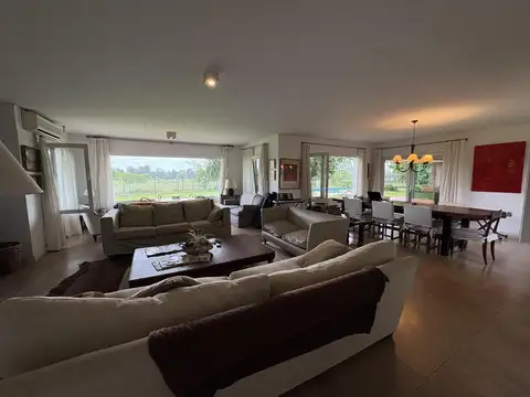 Casa en Alquiler de 3 dormitorios