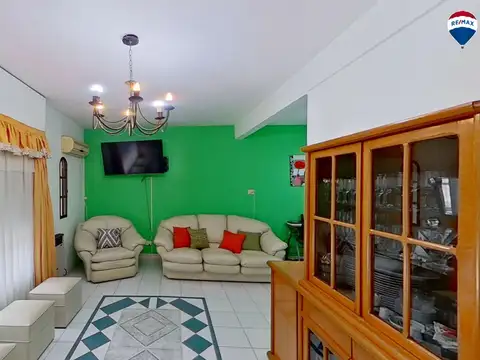 Casa 4 ambientes venta en Morón sur/apto crédito