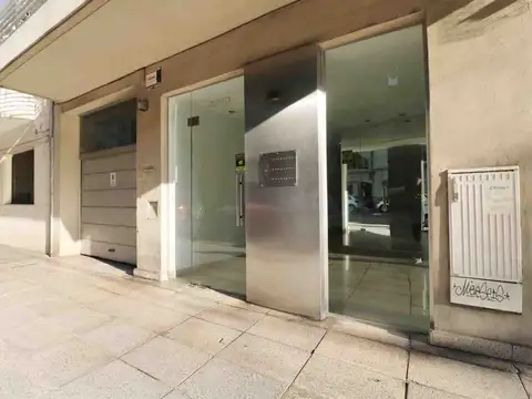 VENTA MONOAMBIENTE DIVISIBLE C/PATIO, RECOLETA.