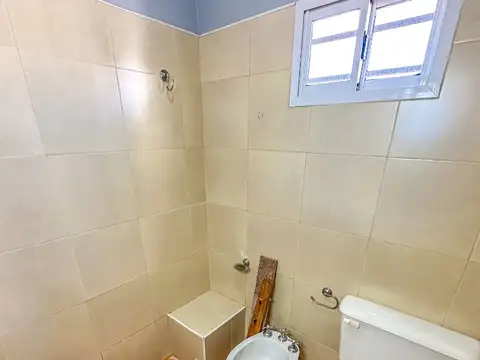 José Evaristo Uriburu 4000, Piso 1