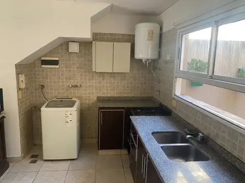 Depto Tipo Casa en Venta 16 años