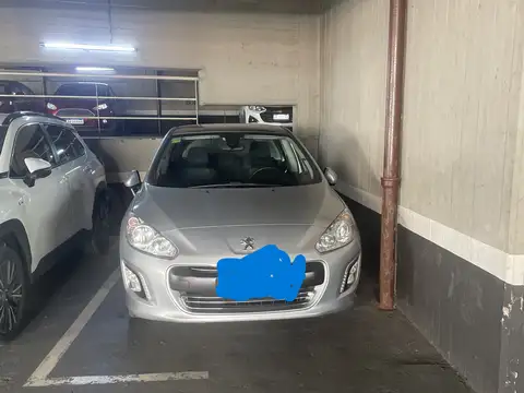 Cochera en Venta Cubierta