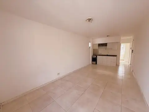 Departamento en Alquiler en Centro, $ 380.000