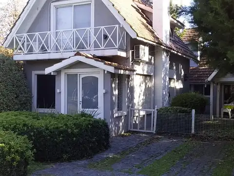 El Pato, VENTA CASA CANADIENSE, MUY BUEN QUINCHO Y PILETA 