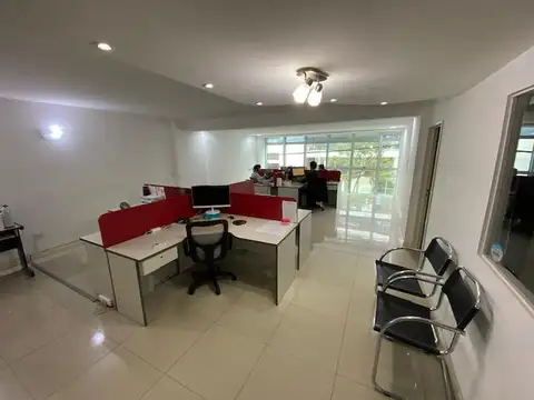 Oficina 3 ambientes con 1 baño