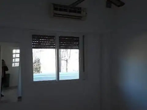 Depto Tipo Casa 4 ambientes con 2 baños