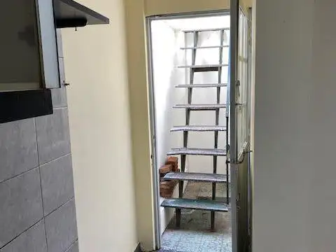 Depto Tipo Casa en Alquiler de 2 dormitorios