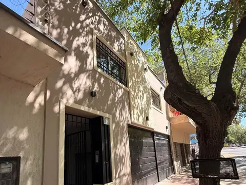 Departamento en Alquiler en Mendoza, $ 330.000