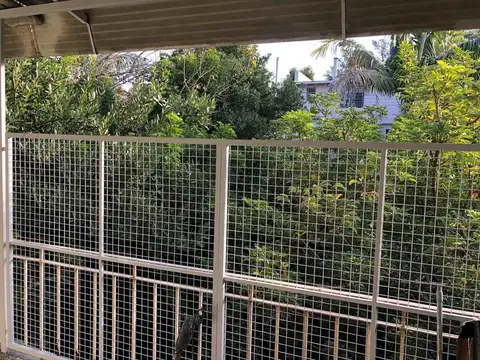 Rio Limay e/ California y Avenida de Iriarte