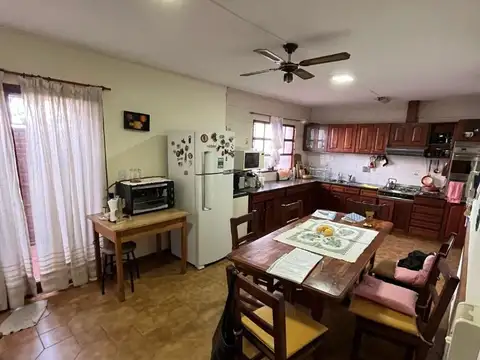 Casa en Venta en Lomas De San Martin, USD 160.000