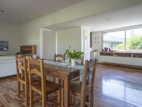 Hipólito Yrigoyen 4000