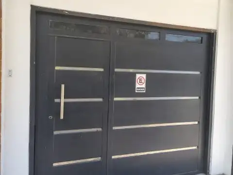 French 1970 , Piso No definido