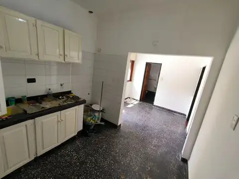 Depto Tipo Casa en Alquiler 40 años